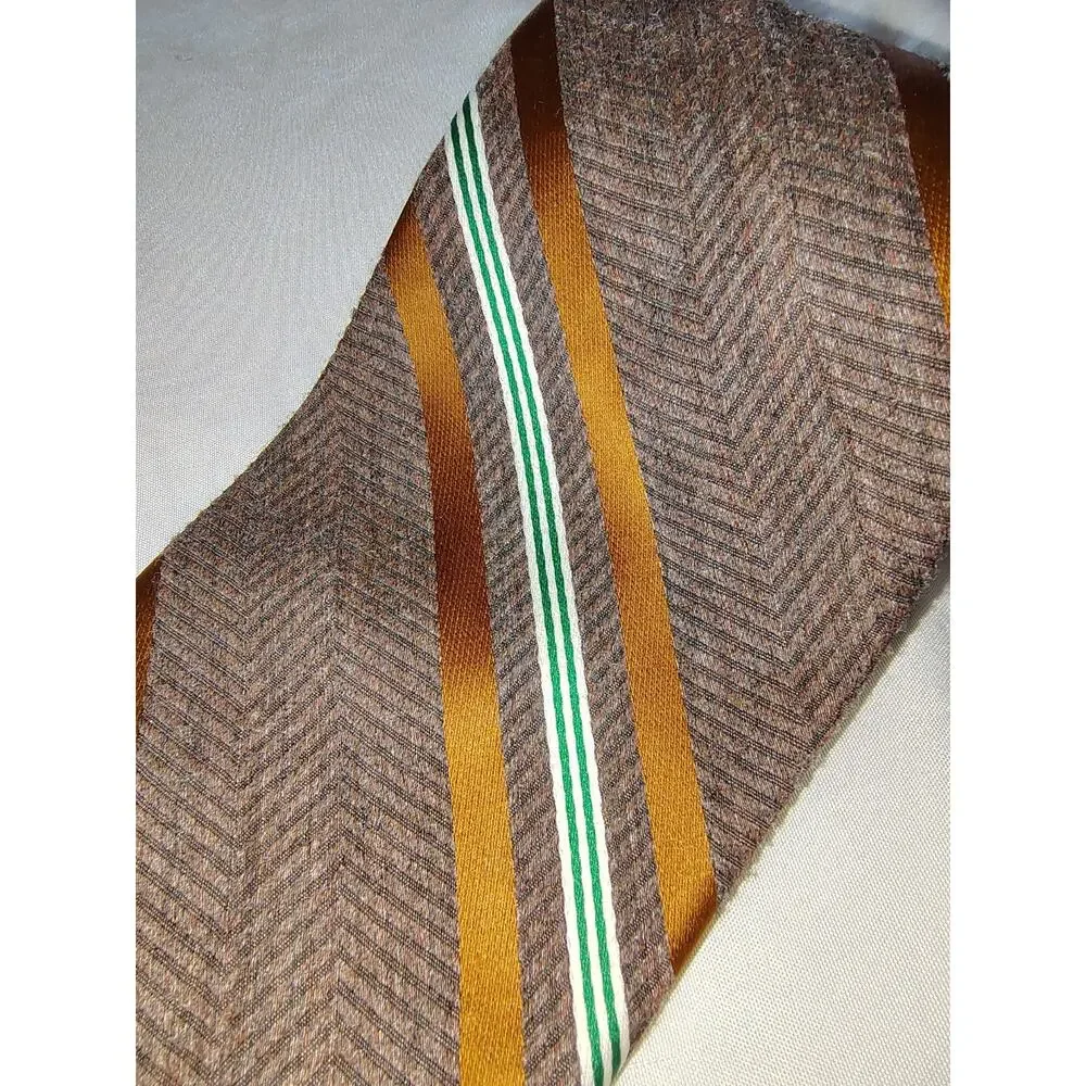 Vintage Knit Brown Stripe Necktie 57